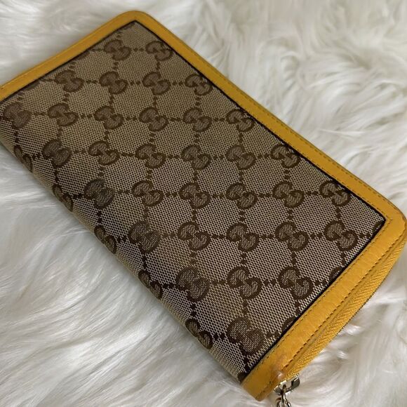 💯Authentic Gucci Zipped Long Wallet🍀 - Picture 15 of 16